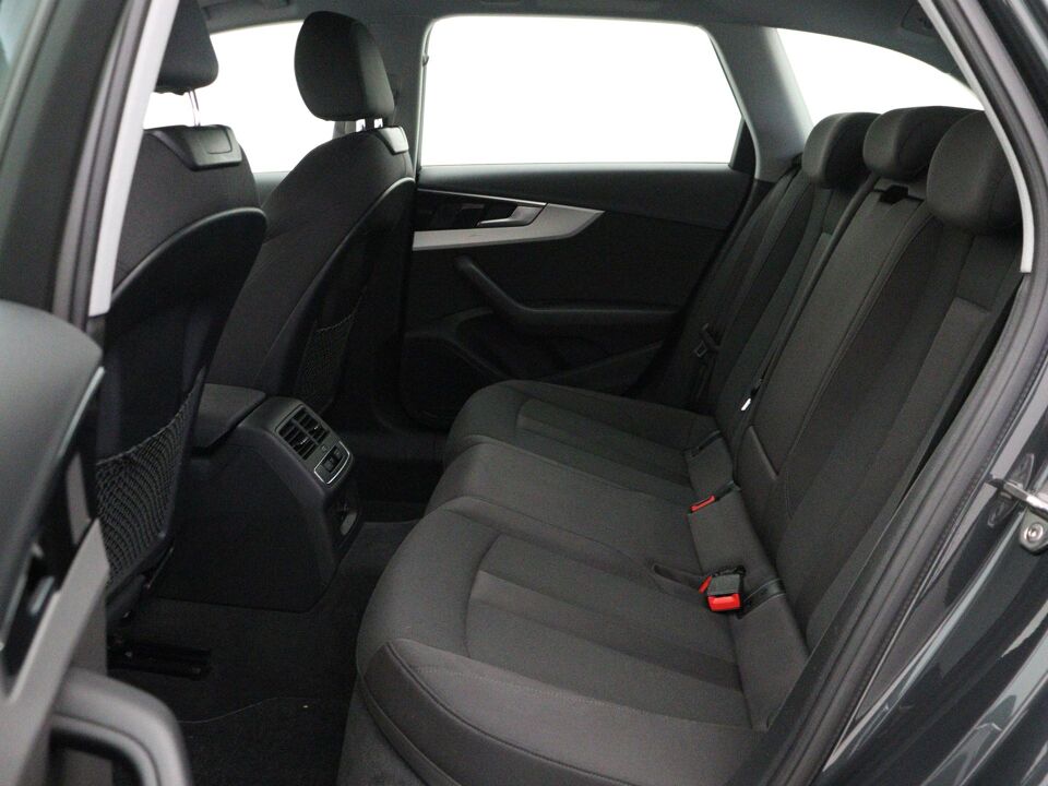 Audi A4 Avant 35 TFSI Business Edition