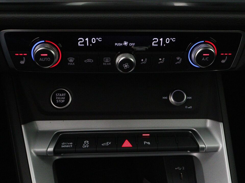 Audi Q3 45 TFSI e edition