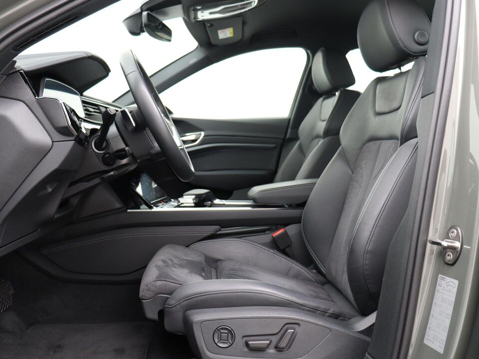 Audi Q8 e-tron 50 Quattro Advanced Edition 95 kWh