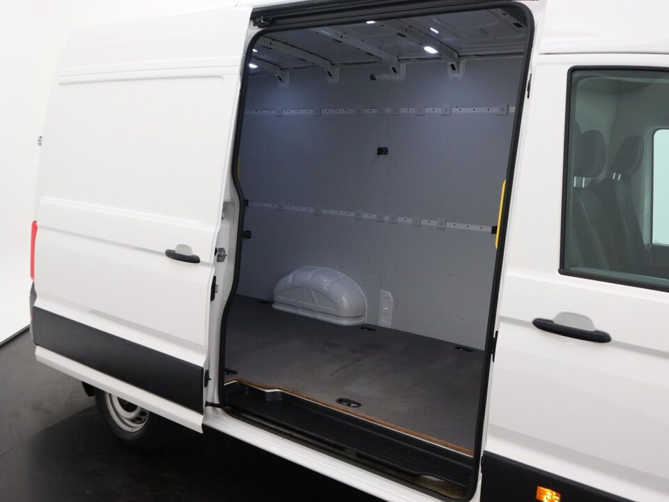VW-Bedrijfswagens Crafter 35 2.0 TDI 177 PK Aut. L3H3 Comfortline