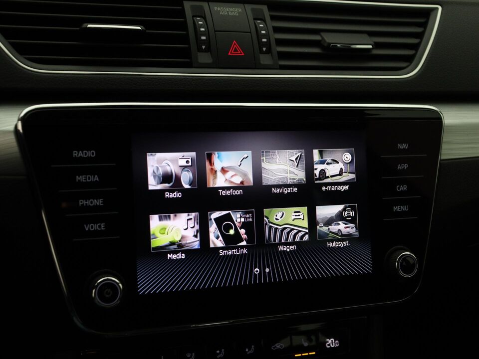 Škoda Superb Combi 1.4 TSI iV Ambition