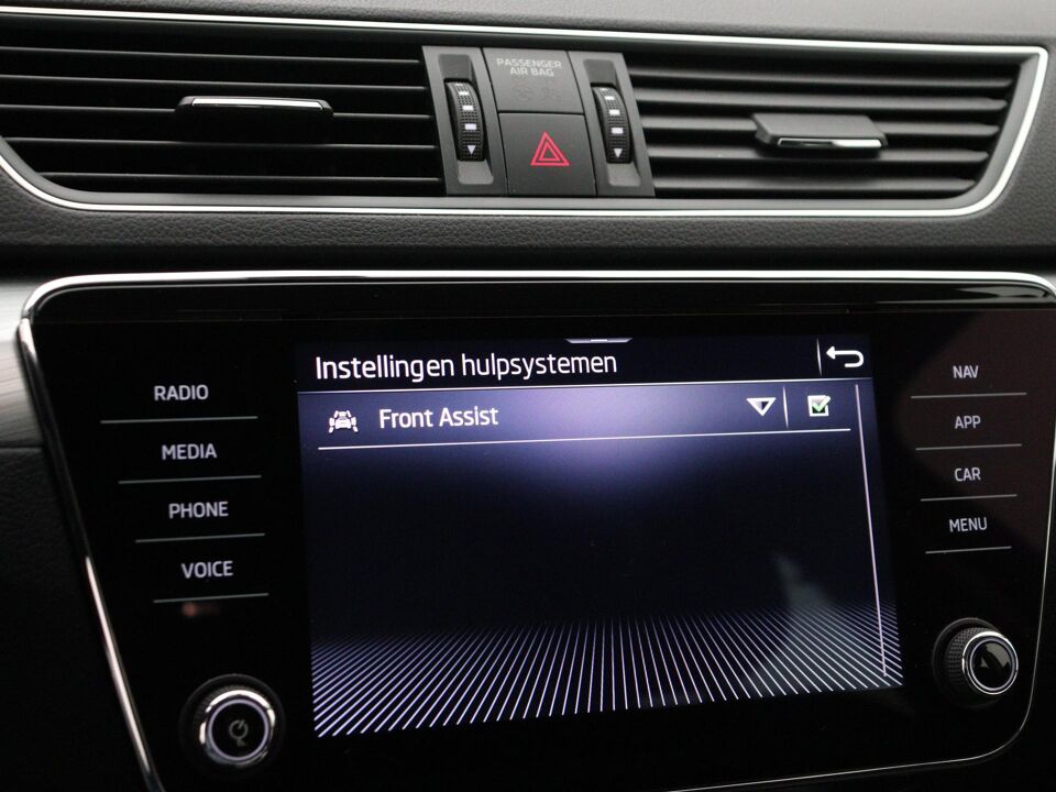 Škoda Superb Combi 1.4 TSI iV Ambition
