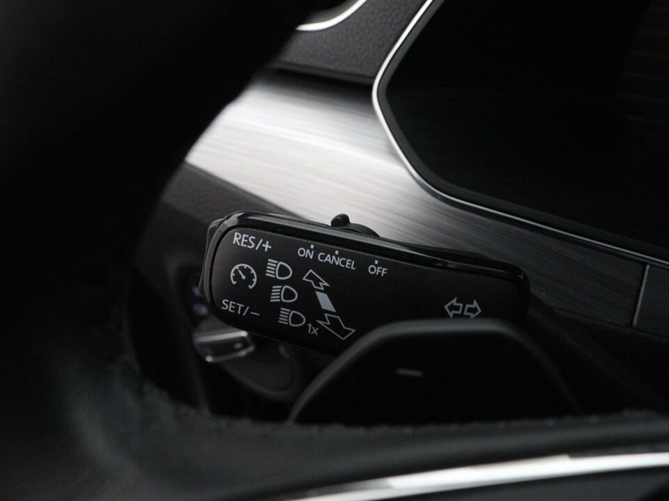 Škoda Superb Combi 1.4 TSI iV Ambition