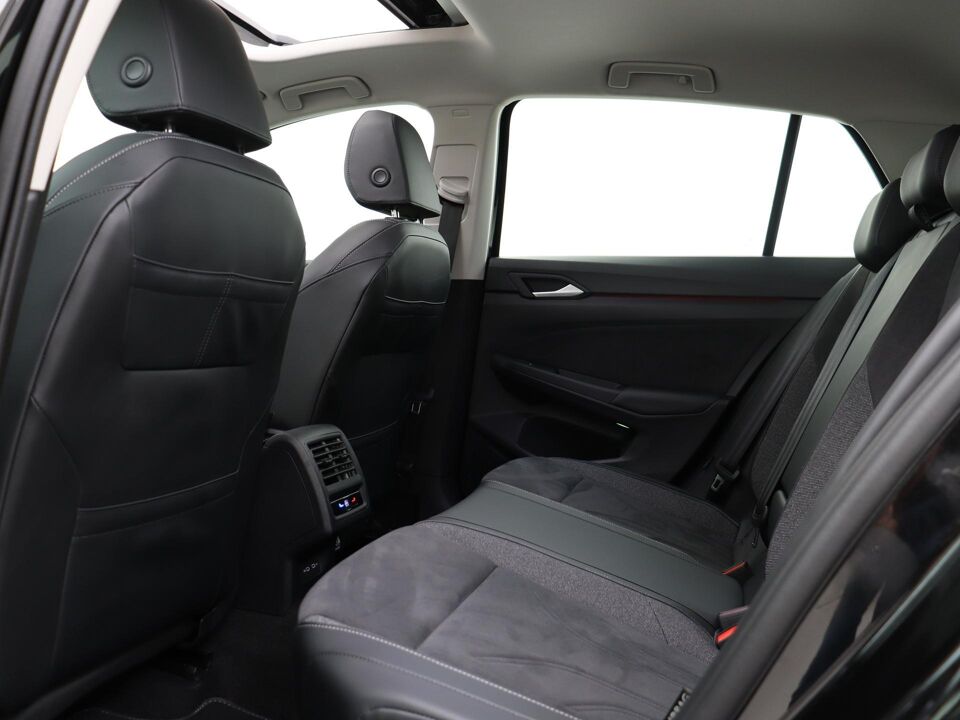 Volkswagen Golf 1.5 eTSI 116PK Life Edition