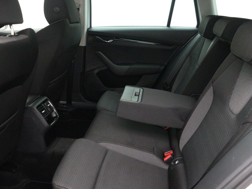 Škoda Octavia Combi 1.0 e-TSI Ambition