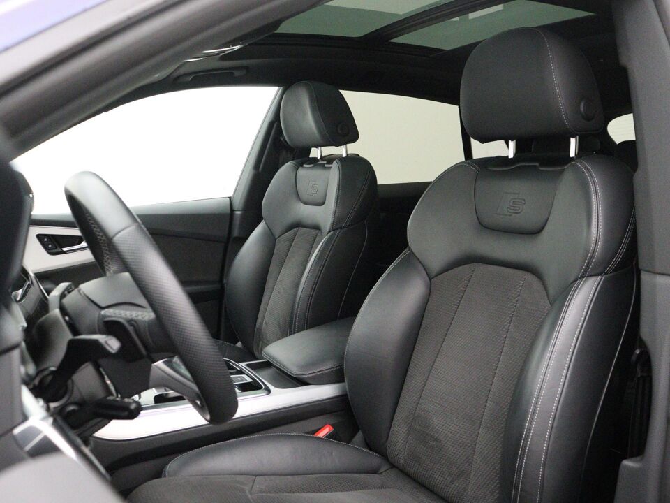 Audi Q8 55 TFSI e Quattro S-Line