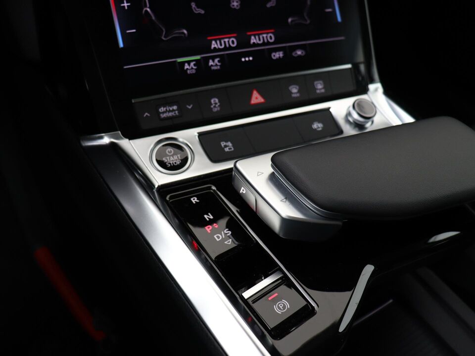 Audi Q8 e-tron 50 Quattro Edition