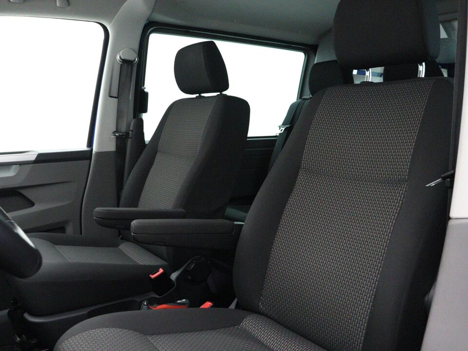 VW-Bedrijfswagens Transporter 2.0 TDI 150 PK DSG L2 DC 30 Bulli
