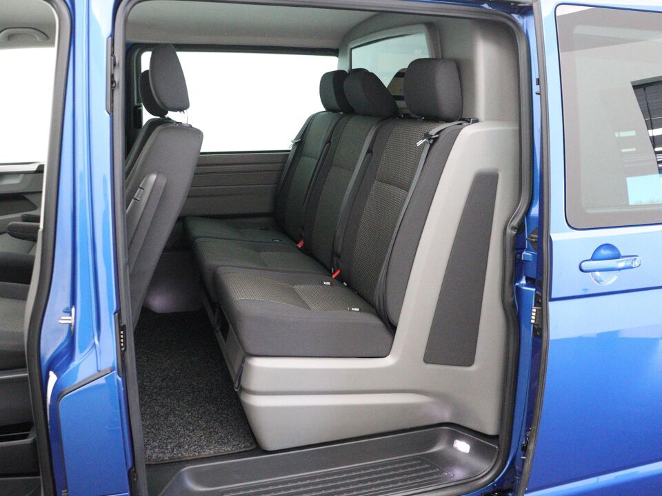 VW-Bedrijfswagens Transporter 2.0 TDI 150 PK DSG L2 DC 30 Bulli