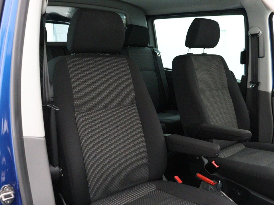 VW-Bedrijfswagens Transporter 2.0 TDI 150 PK DSG L2 DC 30 Bulli
