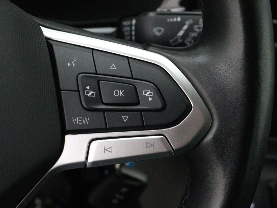 VW-Bedrijfswagens Transporter 2.0 TDI 150 PK DSG L2 DC 30 Bulli