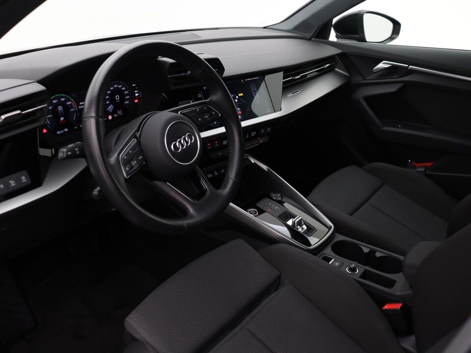 Audi A3 Sportback 40 TFSI e Business edition