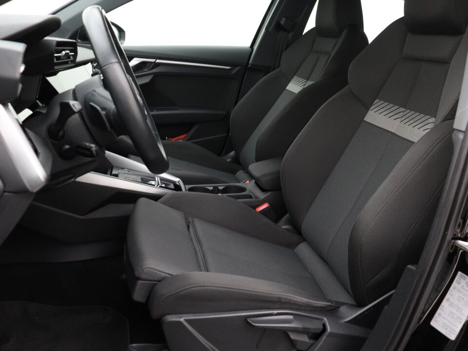 Audi A3 Sportback 40 TFSI e Business edition