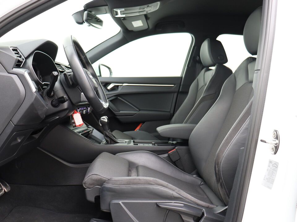 Audi Q3 45 TFSI e 245 PK S Edition