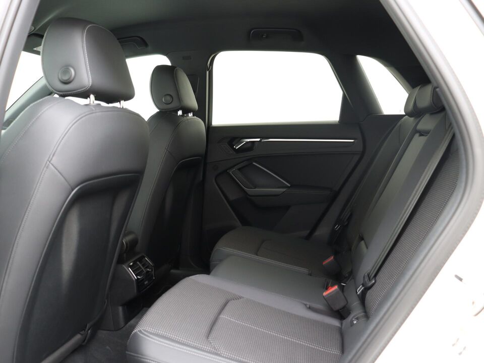 Audi Q3 45 TFSI e 245 PK S Edition