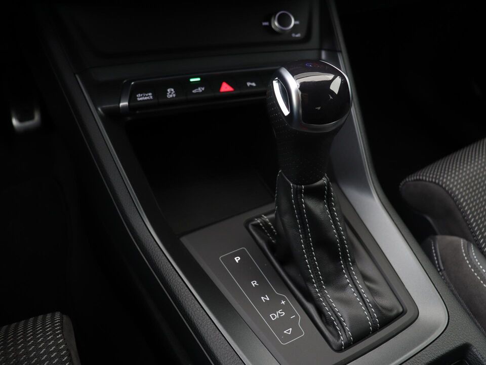 Audi Q3 45 TFSI e 245 PK S Edition