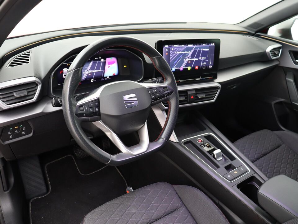 SEAT Leon 1.0 eTSI 110 PK DSG FR Business Intense