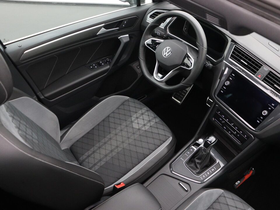 Volkswagen Tiguan 1.5 TSI R-Line Business+