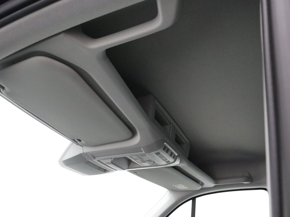 VW-Bedrijfswagens Crafter 35 2.0 TDI 177 PK Aut. L3H3 Highline Exclusive