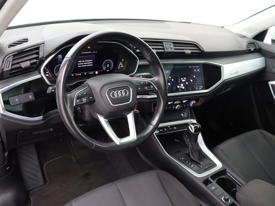 Audi Q3 45 TFSI e edition