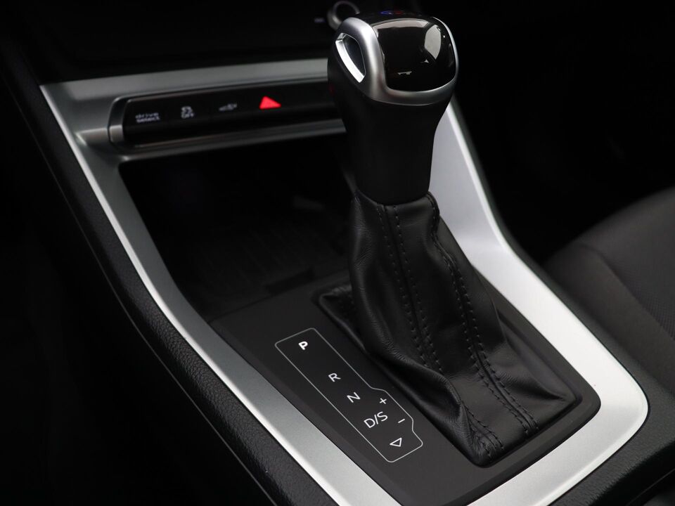 Audi Q3 45 TFSI e edition
