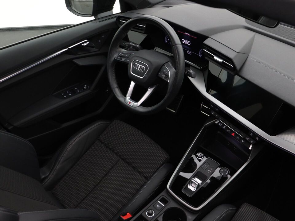Audi A3 Sportback 45 TFSI e S edition Competition