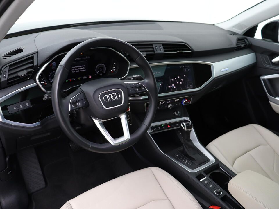 Audi Q3 45 TFSI e S edition