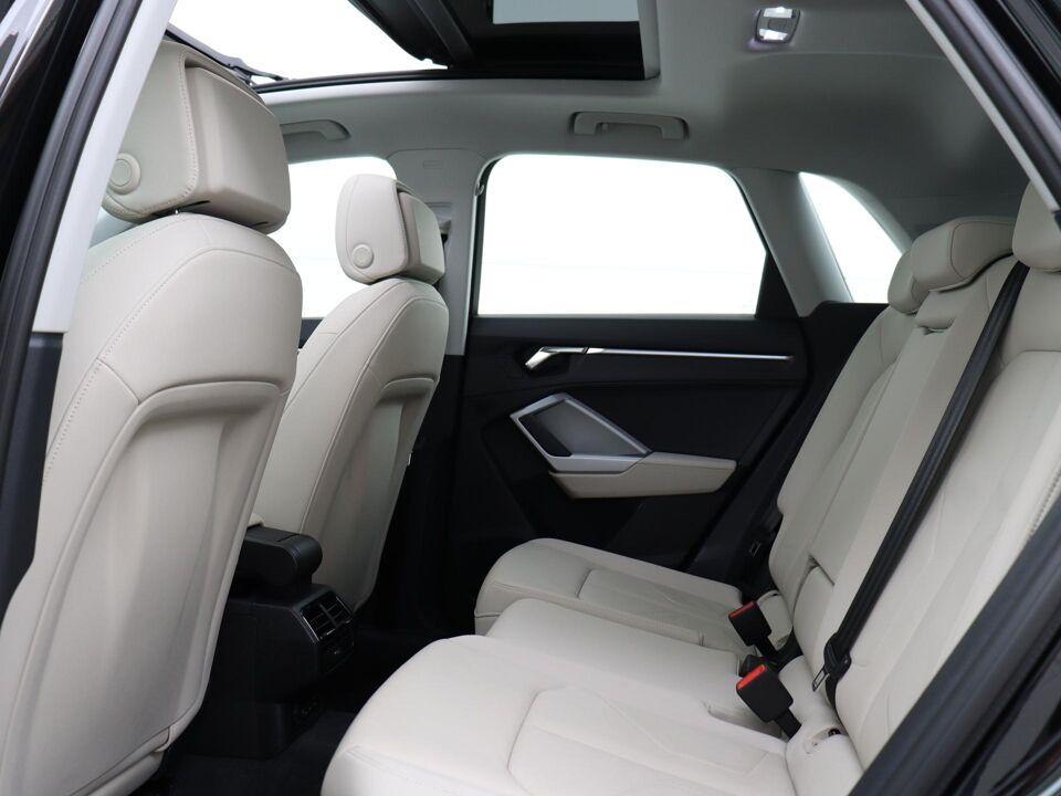 Audi Q3 45 TFSI e S edition