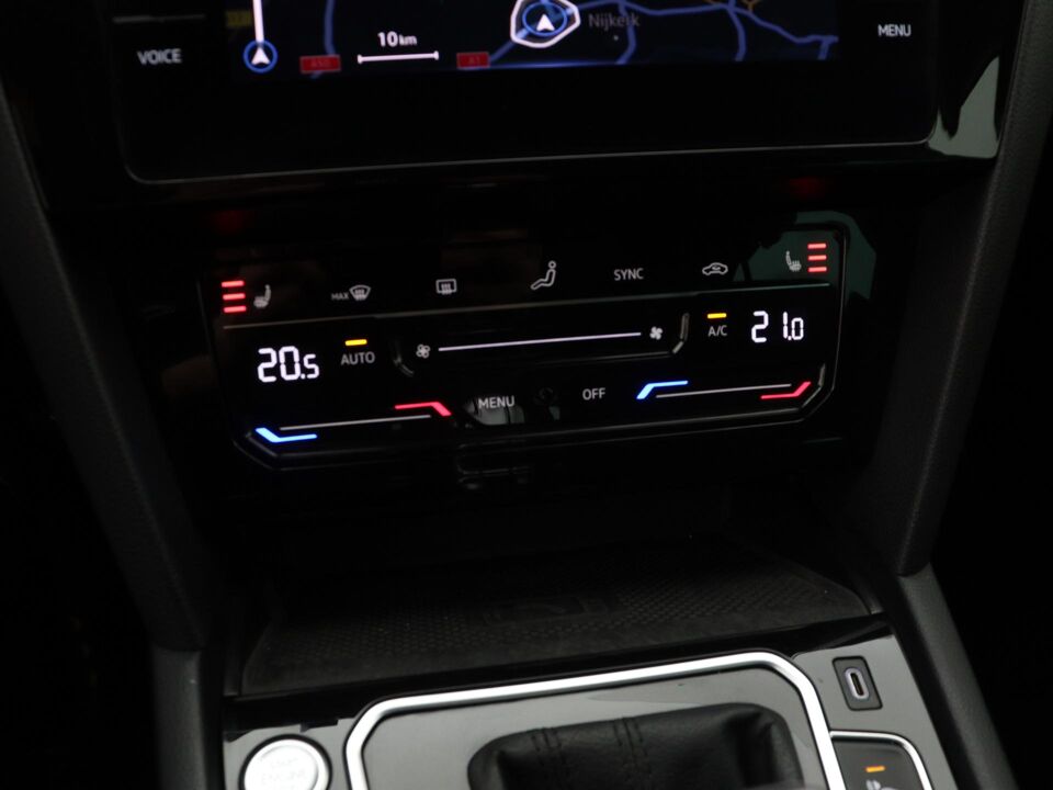 Volkswagen Passat Variant 1.4 TSI PHEV GTE Business