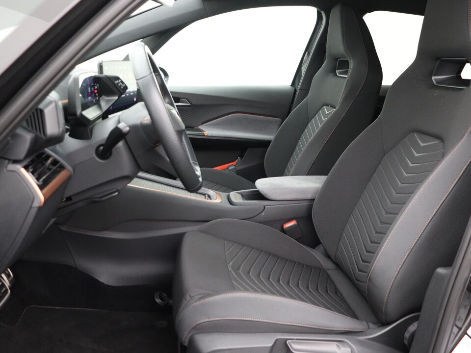CUPRA Born Essential 62 kWh