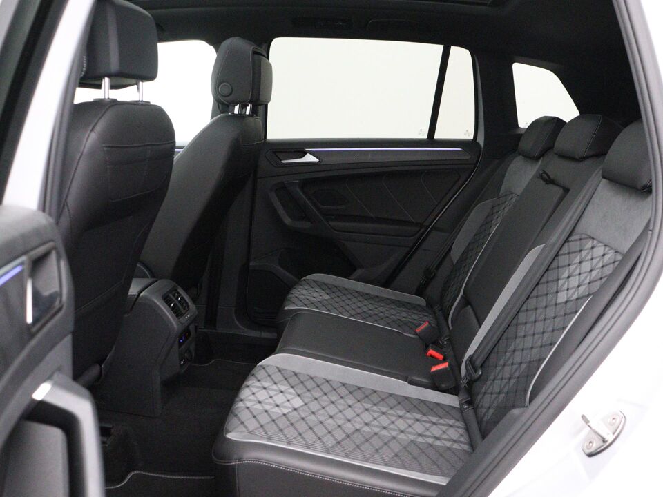 Volkswagen Tiguan 1.5 TSI R-Line Business+
