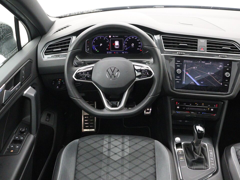 Volkswagen Tiguan 1.5 TSI R-Line Business+