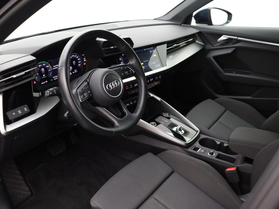 Audi A3 Sportback 40 TFSI e Business edition