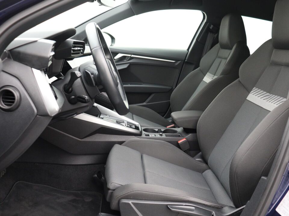 Audi A3 Sportback 40 TFSI e Business edition
