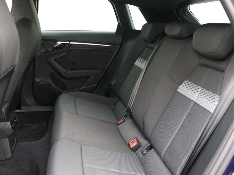 Audi A3 Sportback 40 TFSI e Business edition