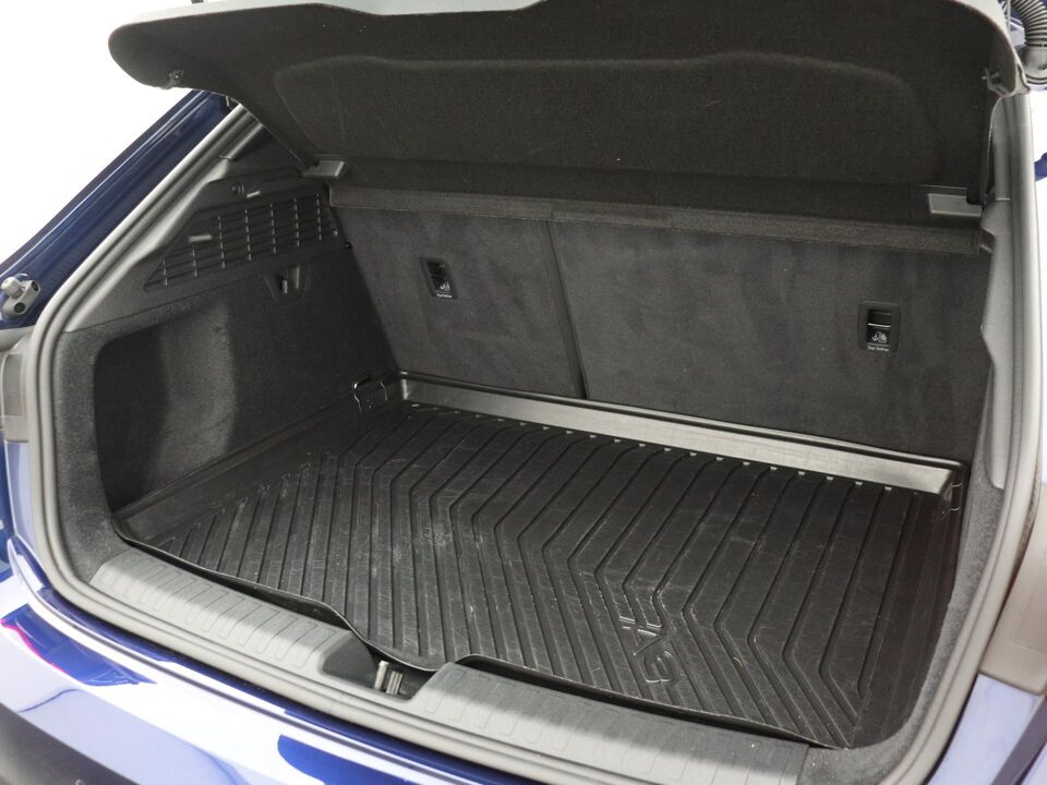 Audi A3 Sportback 40 TFSI e Business edition