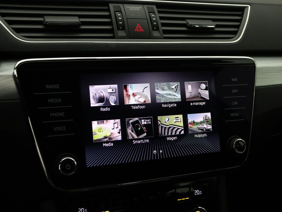 Škoda Superb Combi 1.4 TSI iV Ambition