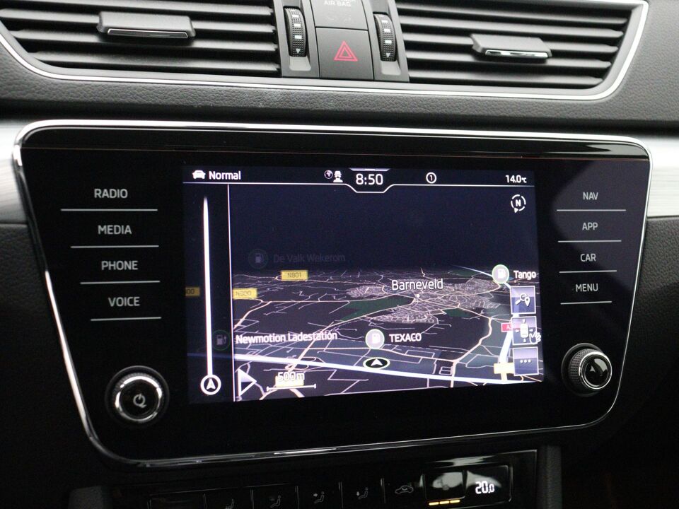 Škoda Superb Combi 1.4 TSI iV Ambition