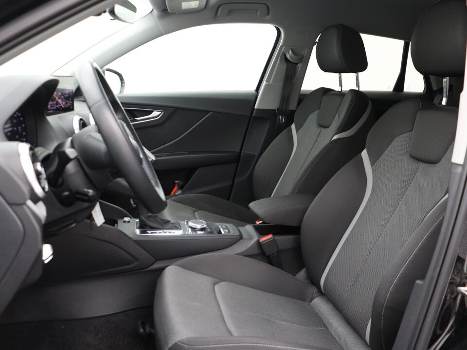 Audi Q2 35 TFSI Business Edition