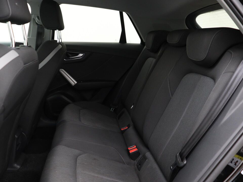 Audi Q2 35 TFSI Business Edition