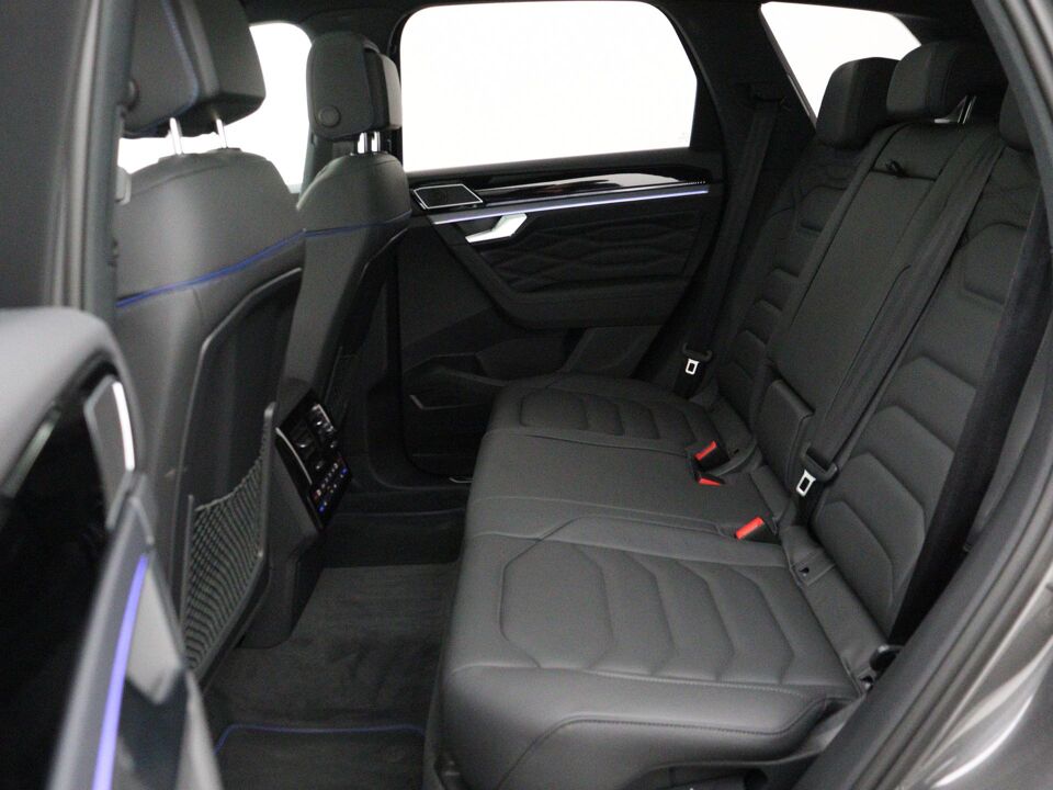 Volkswagen Touareg 3.0 TSi eHybrid 4MOTION R