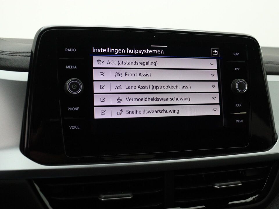 Volkswagen T-Roc Life Edition 1.0 TSI 85 kW / 116 pk