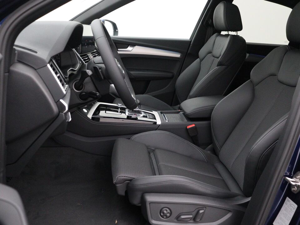 Audi Q5 Sportback S edition Competition 50 TFSI e 220 kW / 299 PK