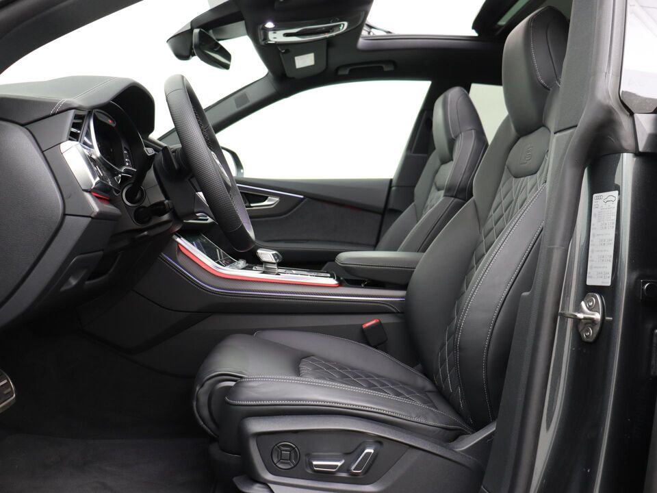 Audi Q8 55 TFSI e 394 PK Quattro Pro Line S
