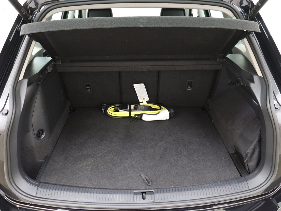 Volkswagen Tiguan 1.4 TSI eHybrid Elegance