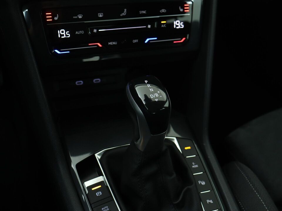 Volkswagen Tiguan 1.4 TSI eHybrid Elegance