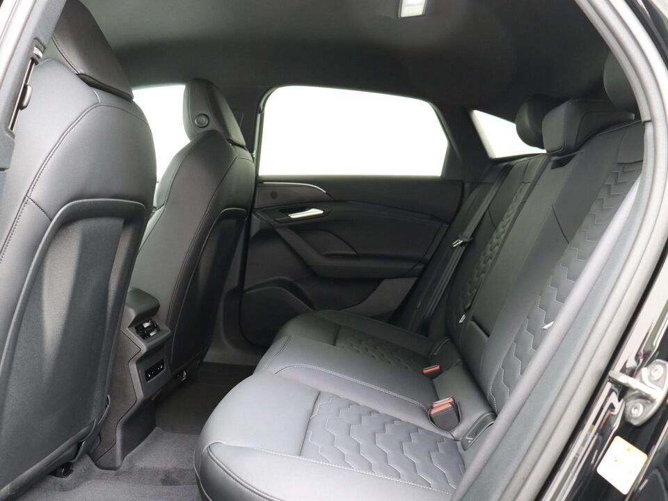 Audi A6 Sportback e-tron S edition 83 kWh 210 kW / 286 PK