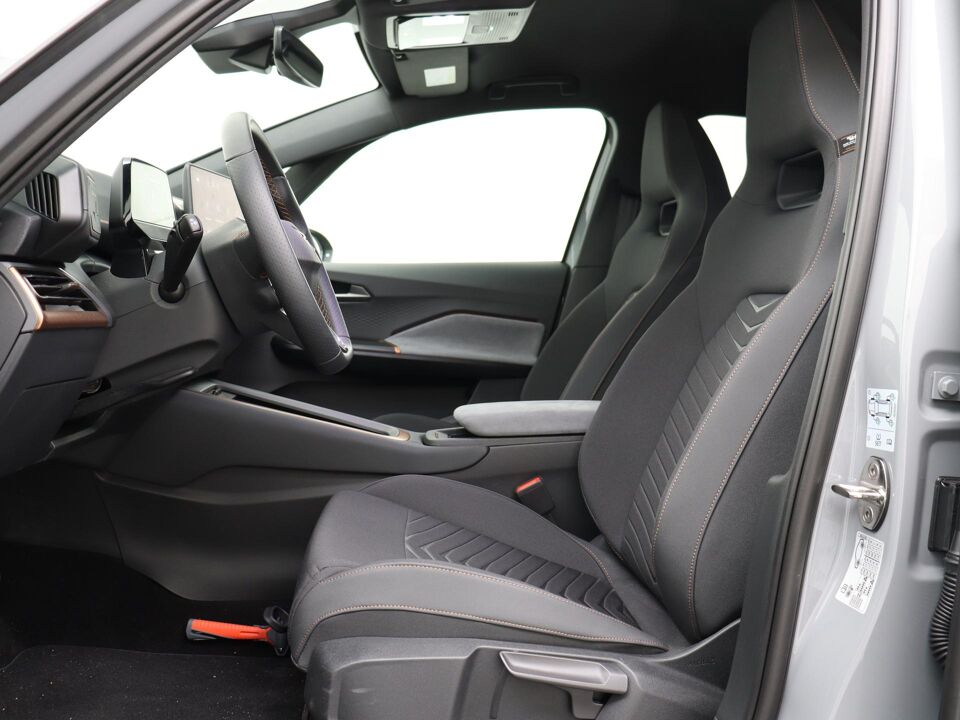 CUPRA Born Business 63 kWh 231 PK