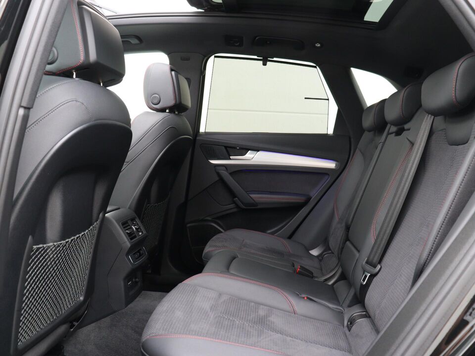 Audi Q5 55 TFSI e S edition