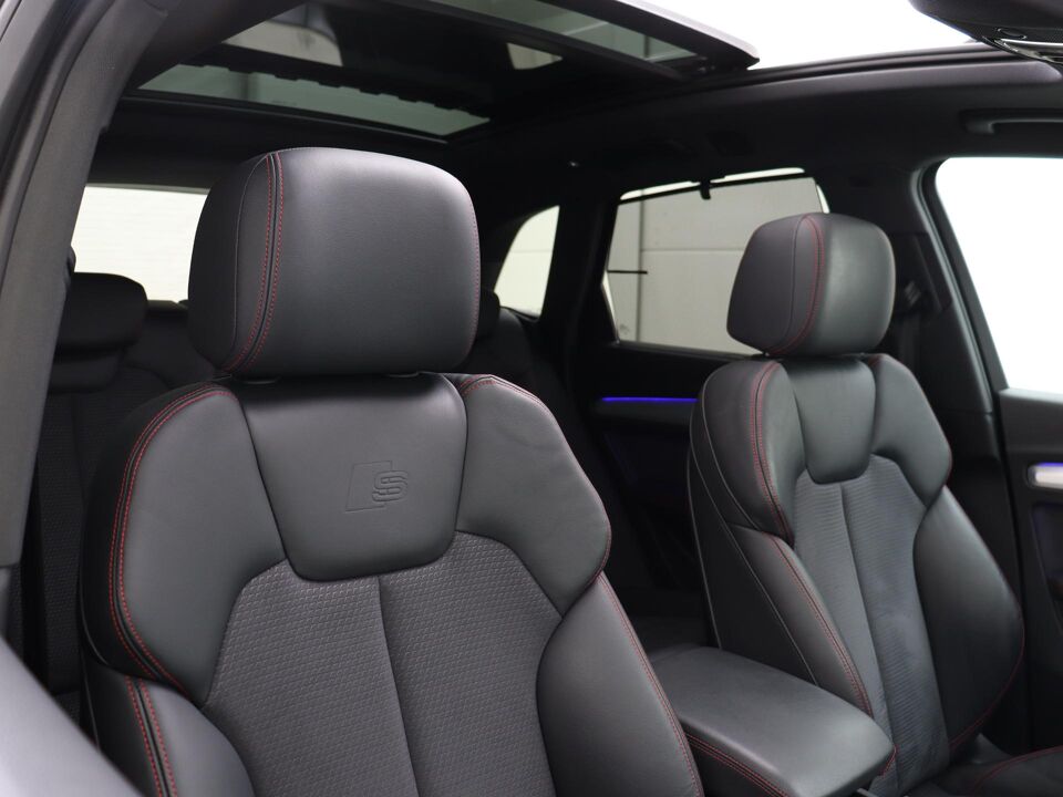 Audi Q5 55 TFSI e S edition